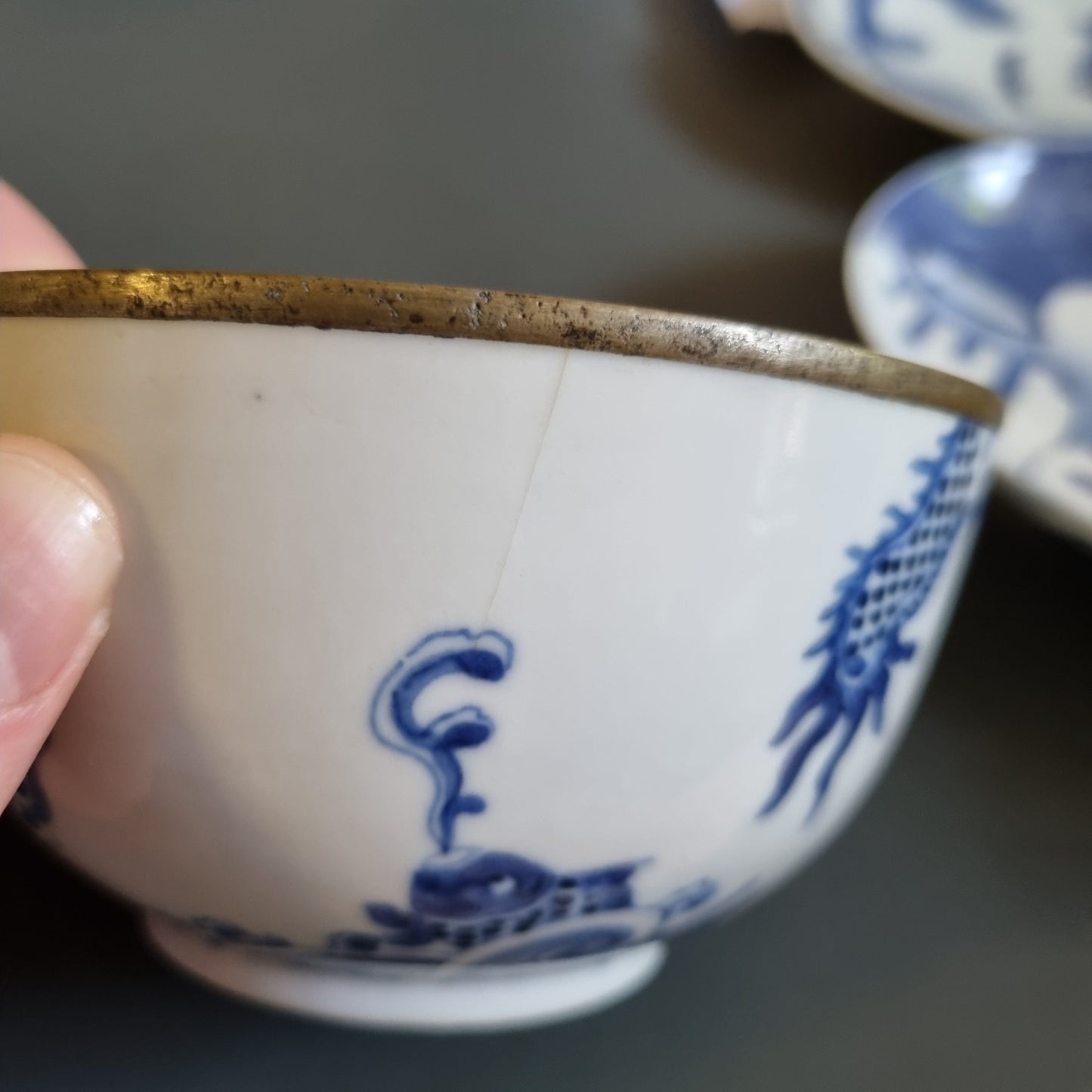 Antique Chinese porcelain bowl Bleu de Hue Vietnamese, marked base 19th century Qing - Objets de Vertu