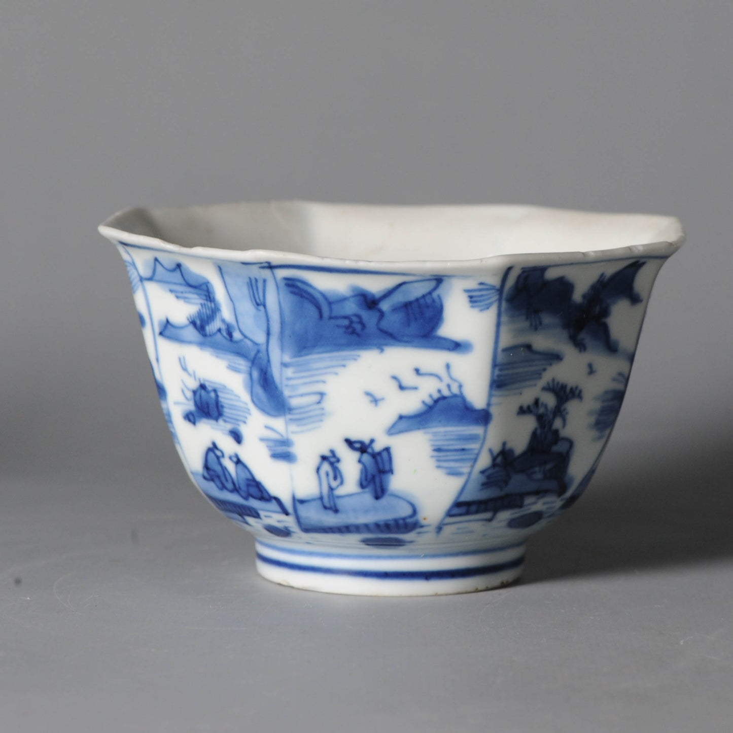 Rare 17C Ming/ Transitional Chinese Porcelain bowl with landscape compartments - Objets de Vertu