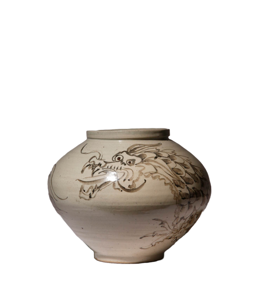 Korean Iron-Painted Dragon Moon Jar, Joseon or Later - 19th Century - Objets de Vertu