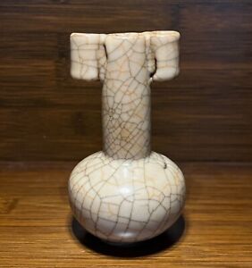Chinese porcelain Ge/Guan crackle glazed arrow vase, 18th Century Kangxi - Objets de Vertu